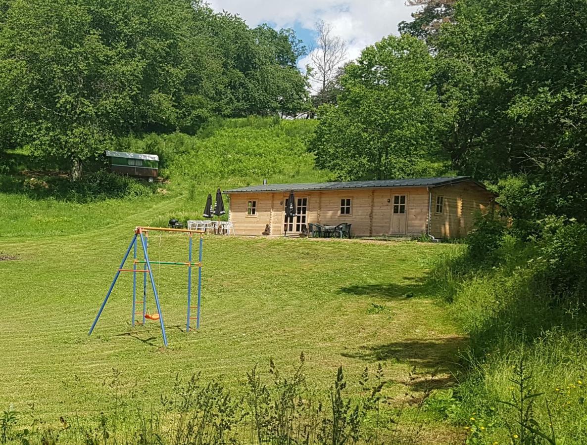 Ferme De La Luciole Villa Champs-Sur-Tarentaine-Marchal Exterior photo
